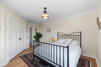 6577 Marine Drive